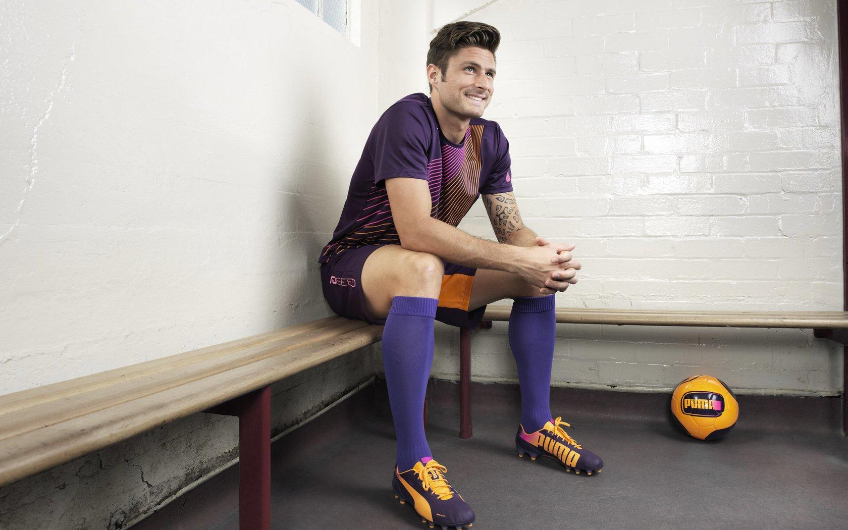 欧冠八强战火重燃 豪门对决引爆全球瞩目