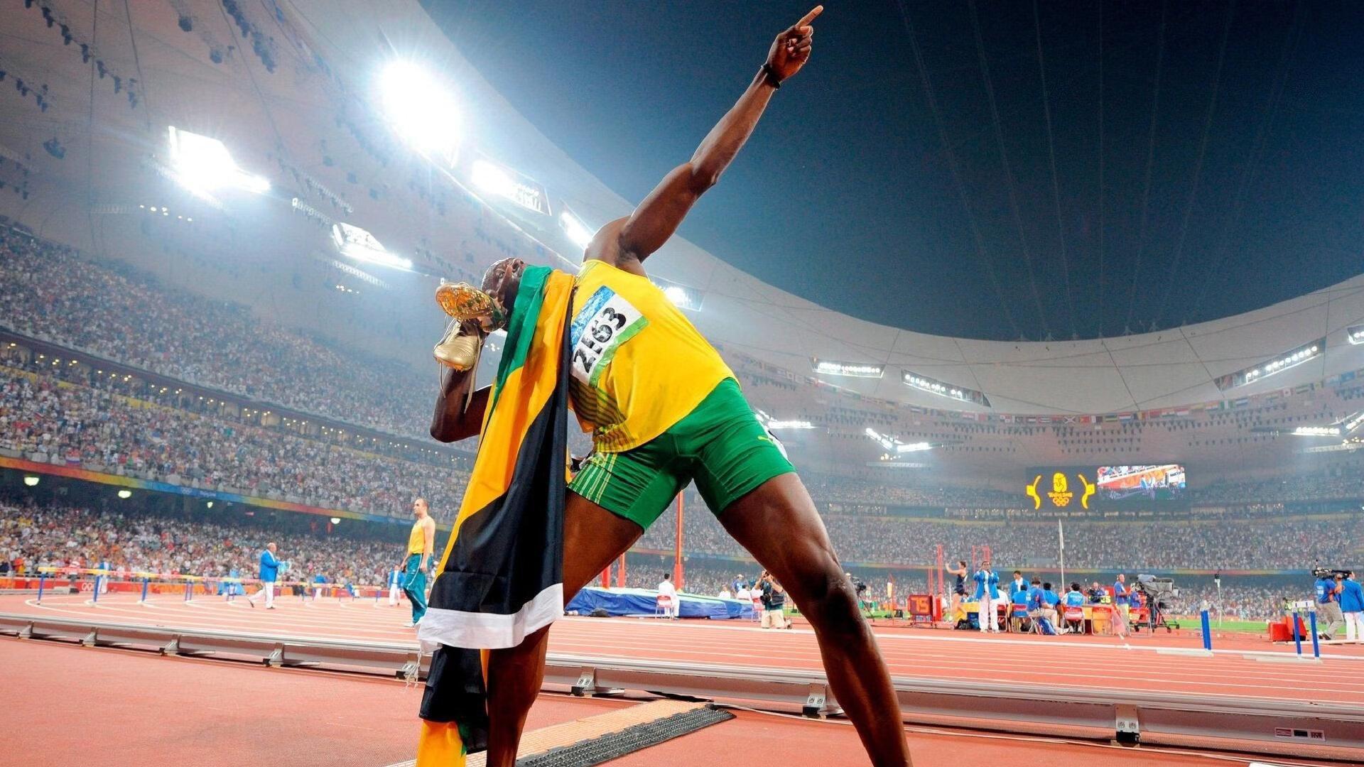 季后赛激战正酣,豪门对决引爆篮球热潮,新秀黑马能否延续奇迹?